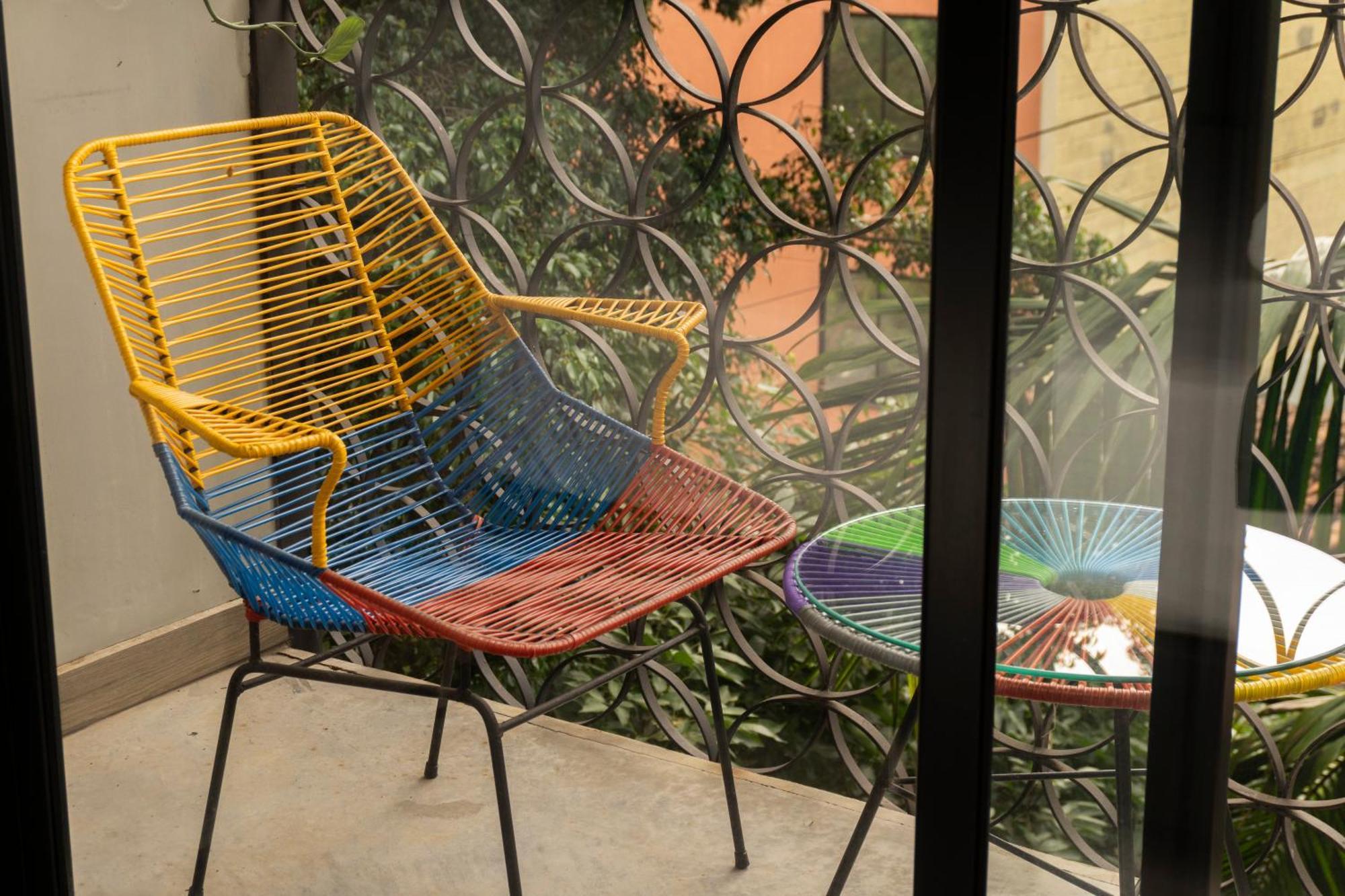 Los Patios Hostel Medellin Bagian luar foto